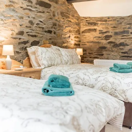 Holiday home Middlefield Water *